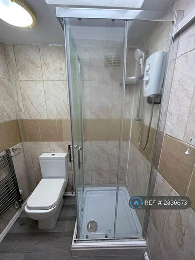 2 Bedroom End Of Terrace House To Rent In Robinhood Close, Mitcham, CR4