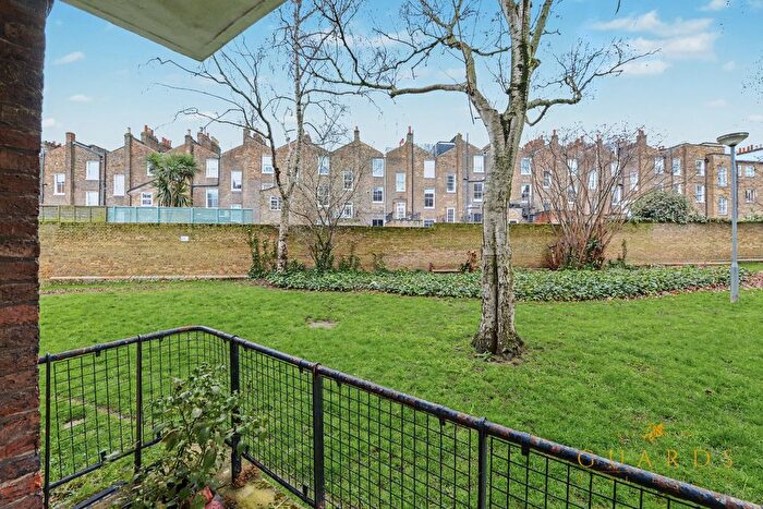 2 Bedroom Flat For Sale In Flat, Strang House, Britannia Row, London, N1