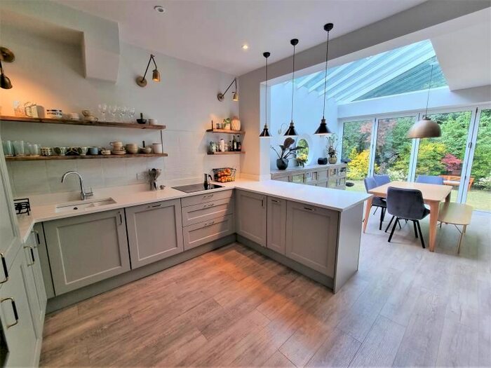 5 Bedroom Detached House To Rent In Gardner Road, Guildford, GU1