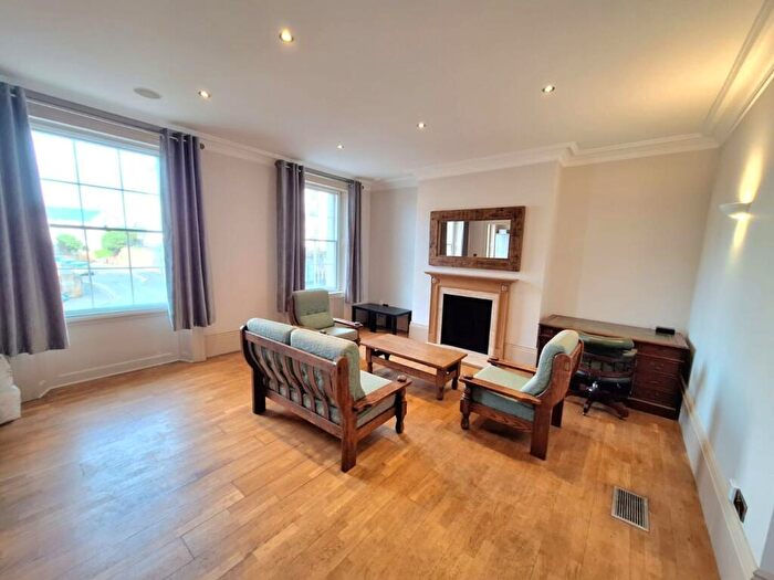 2 Bedroom Flat To Rent In Lacemakers House, North Road, Nottingham, Nottinghamshire, NG7
