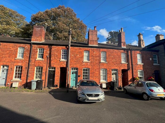 2 Bedroom House To Rent In Barrack Square, Grantham, NG31