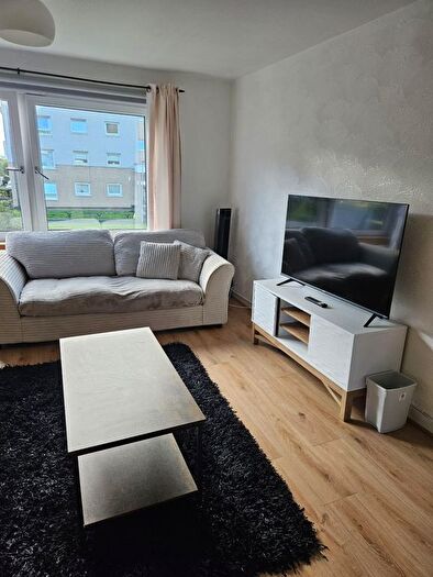 3 Bedroom Flat To Rent In St. Mungo Avenue, Glasgow, G4