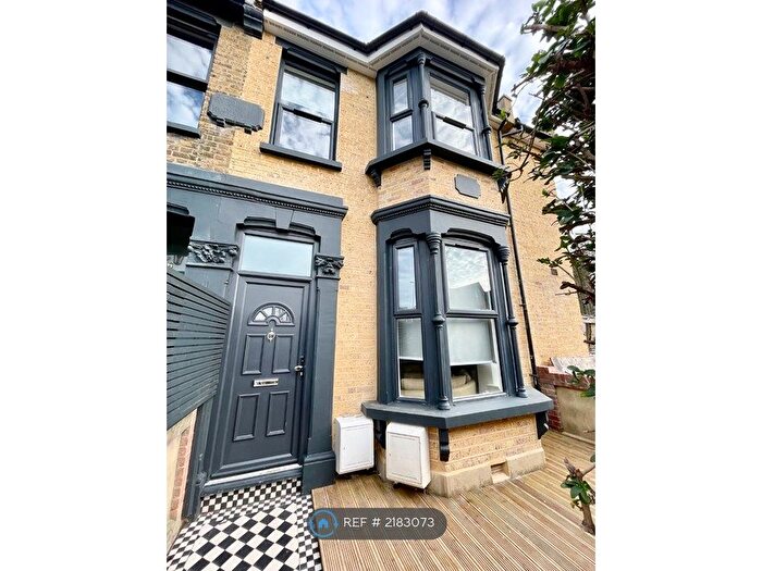 4 Bedroom End Of Terrace House To Rent In Palmerston Road, London, E17