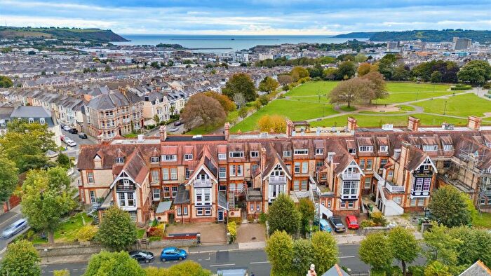 3 Bedroom Apartment For Sale In Queens Gate, Plymouth, PL4