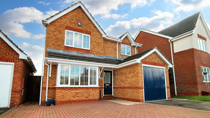 3 Bedroom Detached House To Rent In Dixon Road, Kingsthorpe, Northampton, NN2