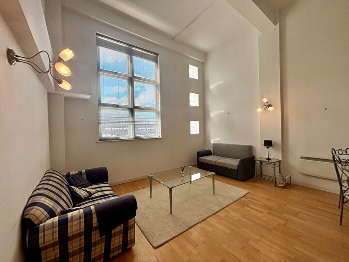 1 Bedroom Apartment For Sale In Building, Liverpool Road, Manchester, M3