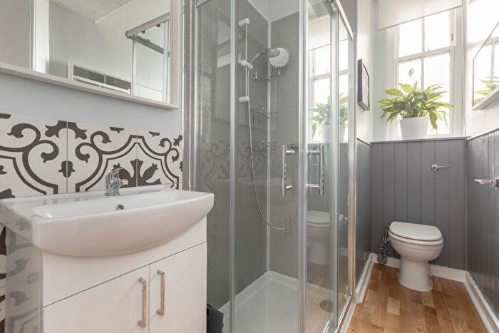 2 Bedroom Flat For Sale In Gf, Blackwood Crescent, Newington, EH9