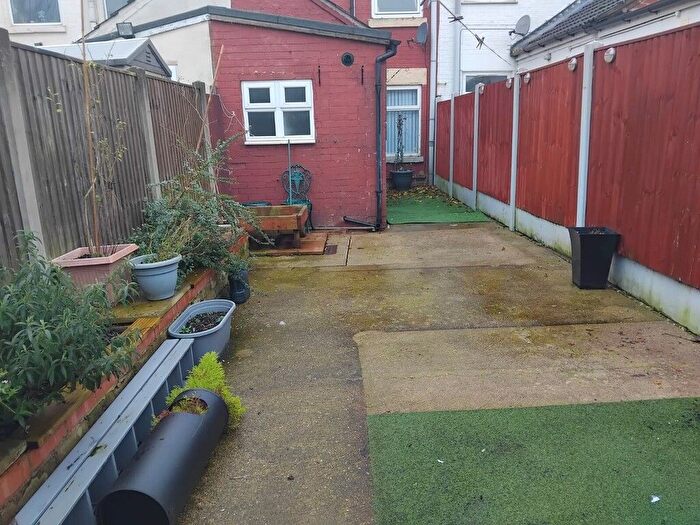 3 Bedroom Terraced House To Rent In Beardall Street, Hucknall, Nottingham, NG15