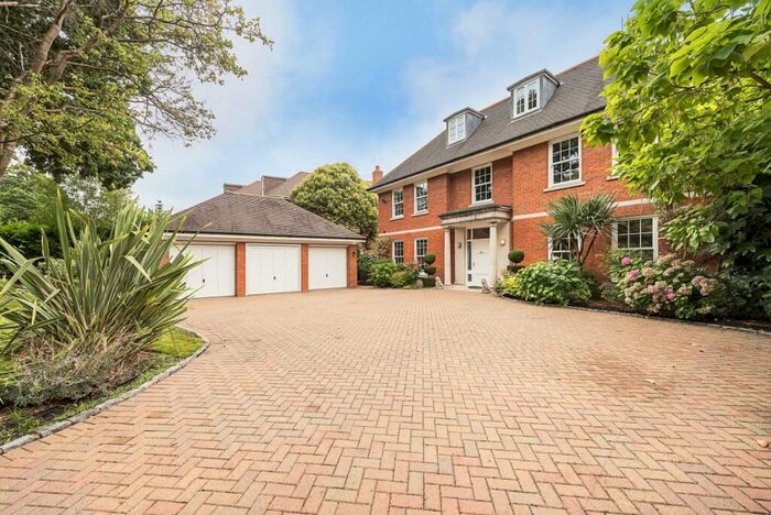 6 Bedroom Detached House To Rent In West End Lane Stoke Poges, SL2