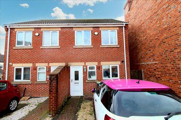 3 Bedroom Semi-Detached House To Rent In Baldwin Street, Newthorpe, Nottingham, NG16
