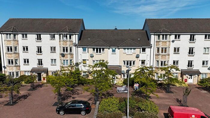 2 Bedroom Apartment For Sale In Simpson Square, Perth, PH1