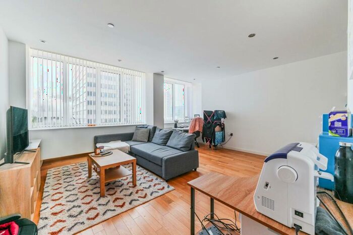 2 Bedroom Flat To Rent In Lansdowne Road, Croydon, CR0