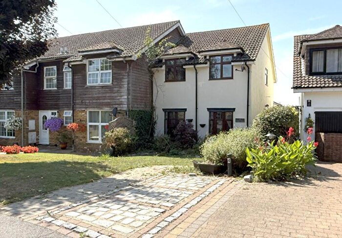 4 Bedroom House For Sale In Tripat Close, Fobbing, Essex, SS17