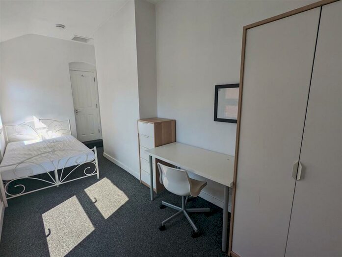 1 Bedroom Terraced House To Rent In King Richard Street, Coventry, CV2