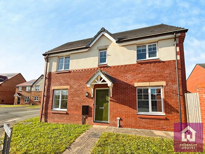 3 Bedroom Semi-Detached House To Rent In Croft Field, Golborne, Warrington, WA3