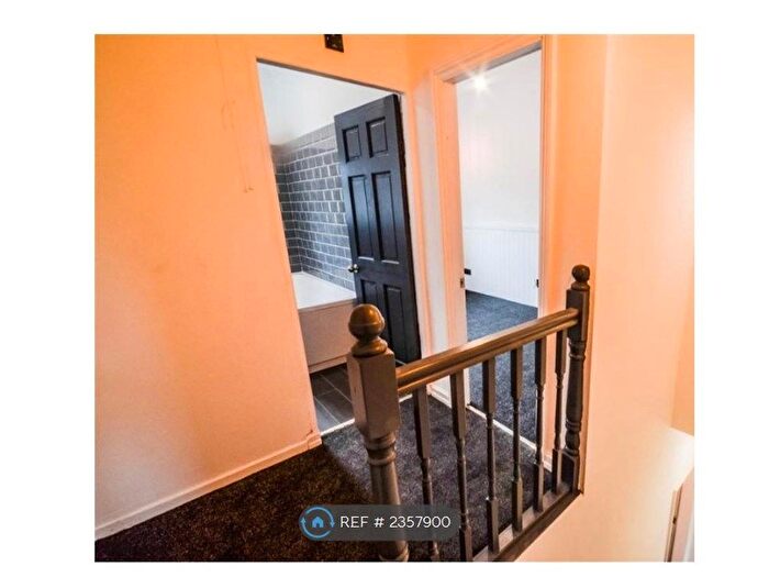 4 Bedroom Terraced House To Rent In Markington Street, Manchester, M14