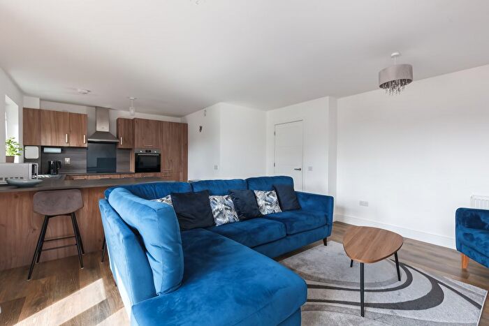2 Bedroom Flat For Sale In (Flat ) Poppy Cruik, Cammo, Edinburgh, EH4