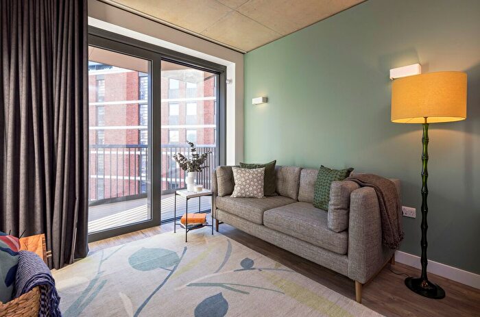 1 Bedroom Flat To Rent In Repton Gardens, Wembley Park, HA9