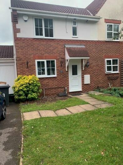 3 Bedroom Semi-Detached House To Rent In Ashton Drive, Doncaster, DN3