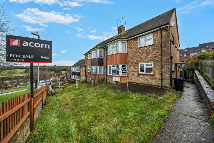 1 Bedroom Apartment For Sale In Mungo Park Road, Gravesend, Kent, DA12