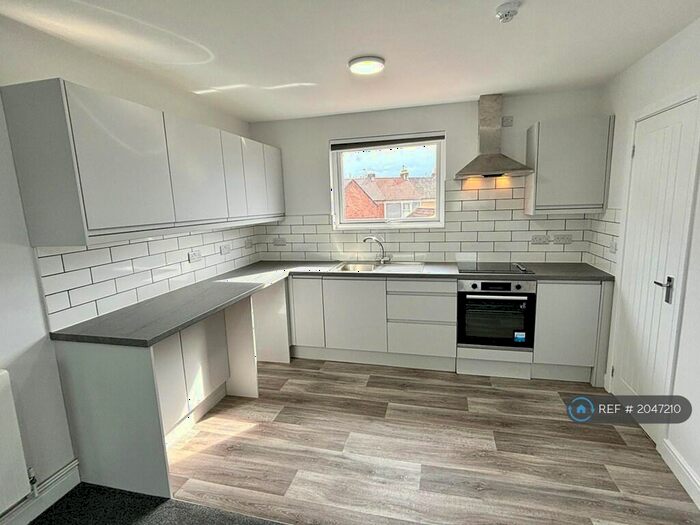 Studio To Rent In Church Road, St. George, Bristol, BS5