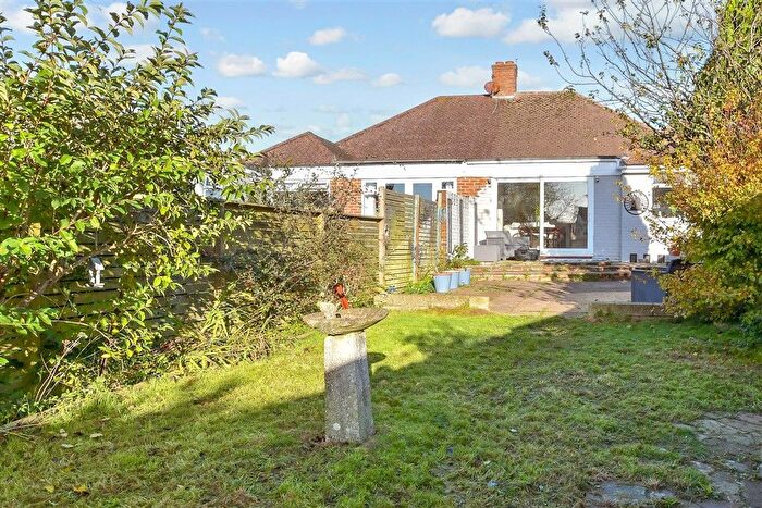 2 Bedroom Semi-Detached Bungalow For Sale In Farm Hill, Woodingdean, Brighton, East Sussex, BN2