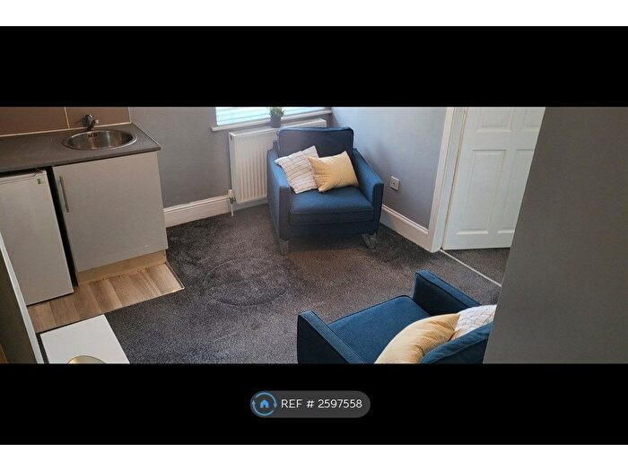 Studio To Rent In Sutton Coldfield, Sutton Coldfiled, B73