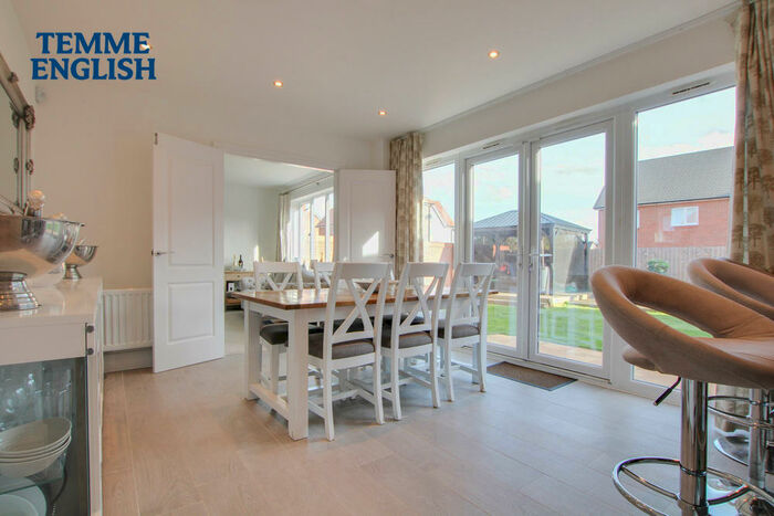 4 Bedroom Detached House For Sale In Parker Drive, Dry Street, Langdon Hills, SS16