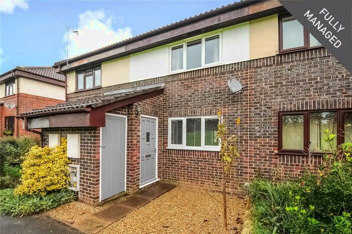 2 Bedroom Terraced House To Rent In August End, Reading, Berkshire, RG30