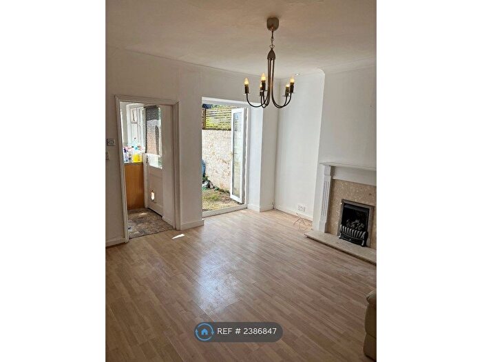 1 Bedroom Flat To Rent In Port Hall Place, Brighton, BN1