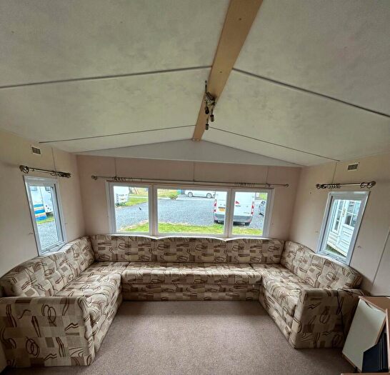 2 Bedroom Caravan For Sale In Newton Stewart, Dumfries And Galloway, DG8