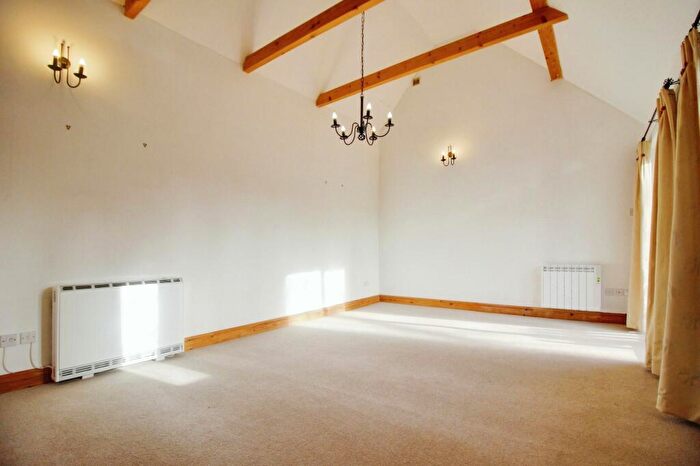 2 Bedroom Cottage To Rent In High Road, Ashton Keynes, SN6