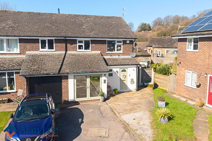 3 Bedroom Mews For Sale In Vine Street, Bollington, Macclesfield, Cheshire, SK10