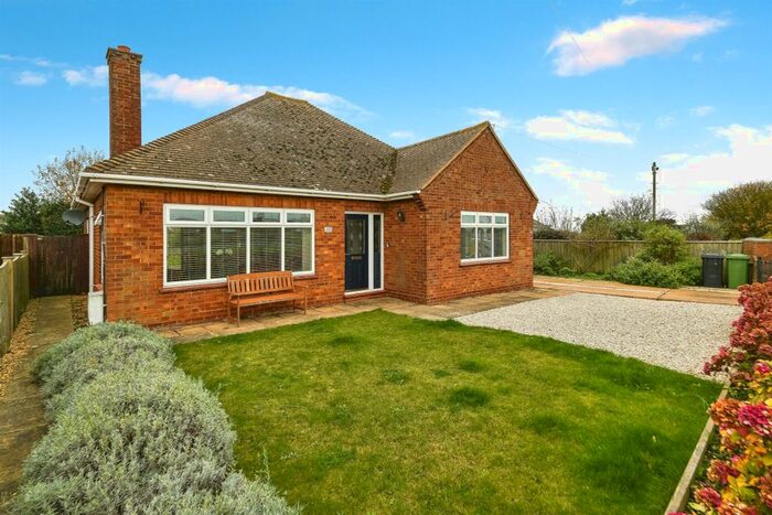 2 Bedroom Detached Bungalow For Sale In Old Town Way, Hunstanton, PE36