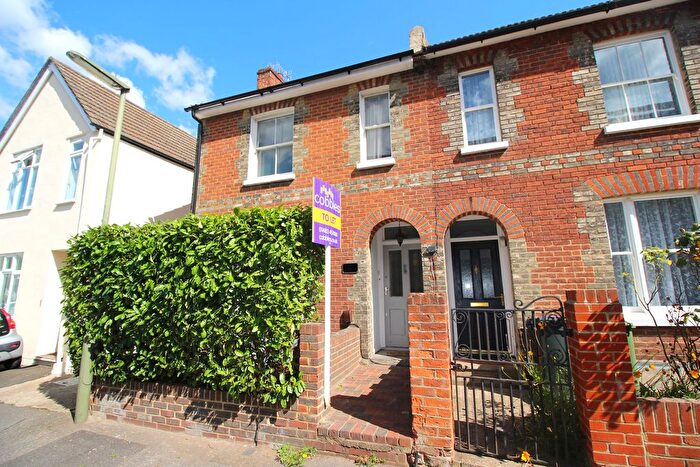 4 Bedroom Semi-Detached House To Rent In Haydon Place, Guildford, GU1