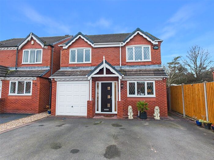 4 Bedroom Detached House For Sale In Launceston Place, Worcester, Worcestershire, WR4