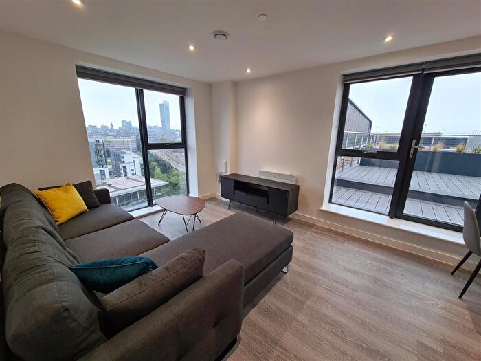2 Bedroom Apartment To Rent In Downtown, Woden Street, Salford, M5