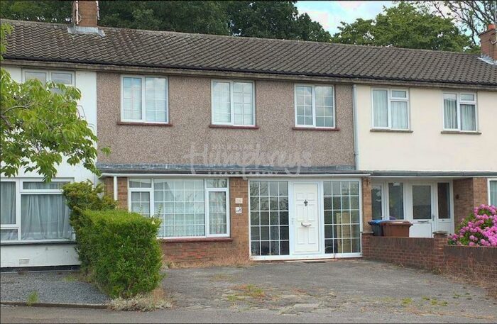 4 Bedroom House To Rent In Cherry Way, AL10