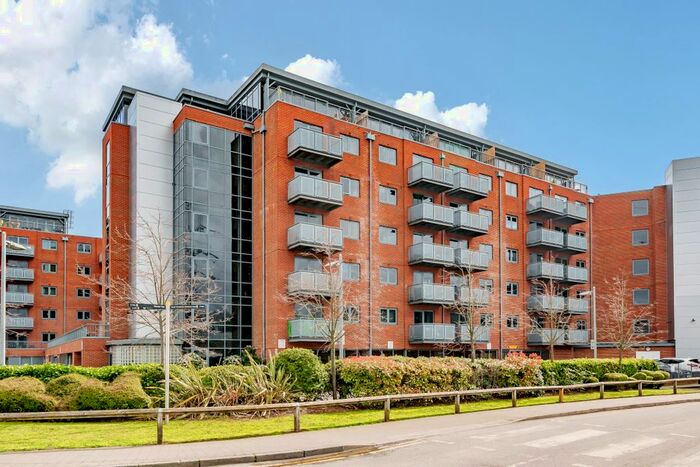 1 Bedroom Flat To Rent In Chapter Way, Colliers Wood, London, SW19