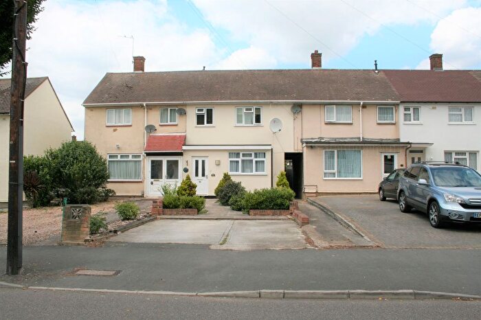 3 Bedroom Terraced House To Rent In Cricklade Avenue, Romford, RM3