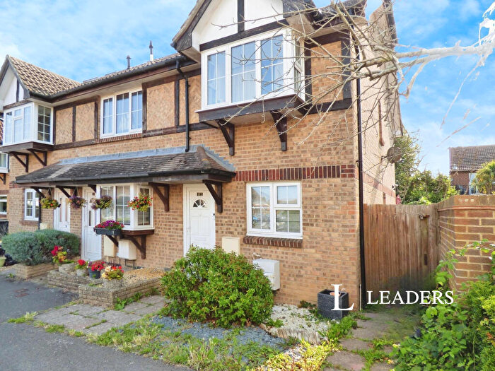 2 Bedroom End Of Terrace House To Rent In Buttermere Way, BN17