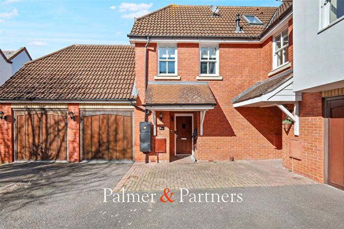 1 Bedroom Flat For Sale In St. Marys Fields, Colchester, Essex, CO3