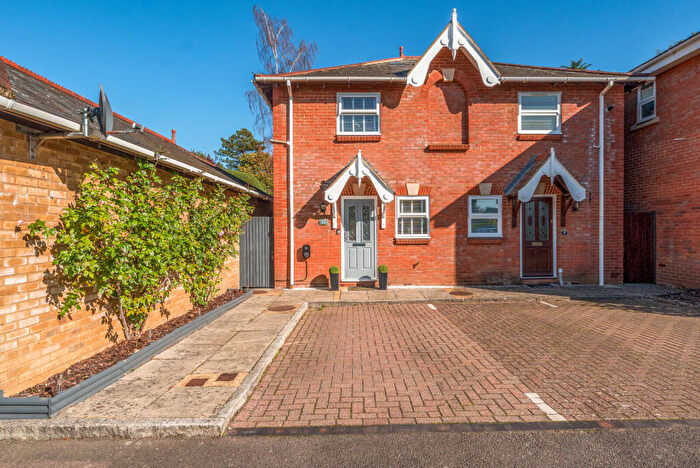 1 Bedroom Semi-Detached House To Rent In Bennetts Farm Place, Little Bookham, Leatherhead, KT23