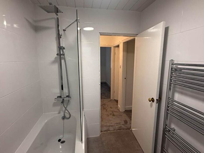 3 Bedroom House To Rent In Langworthy Road, Salford, M6