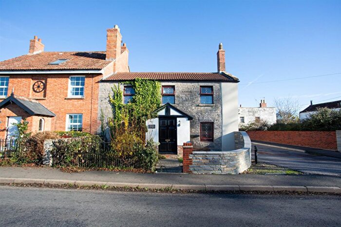 3 Bedroom Semi-Detached House For Sale In Newtown, Langport, TA10