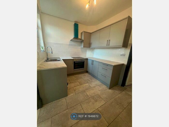 2 Bedroom End Of Terrace House To Rent In Gordon Street, Barnsley, S70