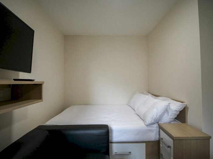 Studio To Rent In Lofthouse Place, Leeds, LS2