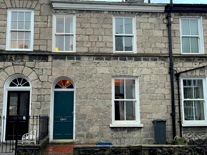 3 Bedroom Terraced House To Rent In Burneside Road, Kendal, LA9