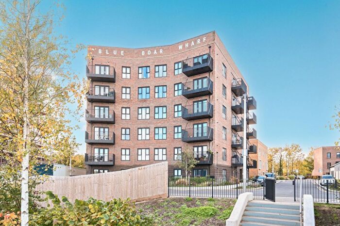 2 Bedroom Flat For Sale In Rochester Riverside, Rochester, Kent., ME1