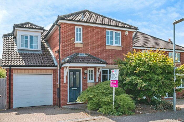 3 Bedroom Detached House For Sale In Howard Way, Aylsham, Norwich, NR11